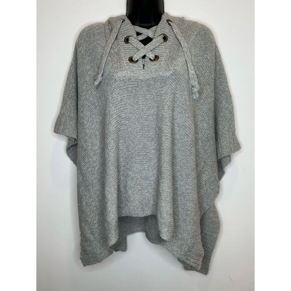 Francesca's Alya Poncho Sweater Hoodie Gray Lace Up front size SM/Med - Picture 1 of 10
